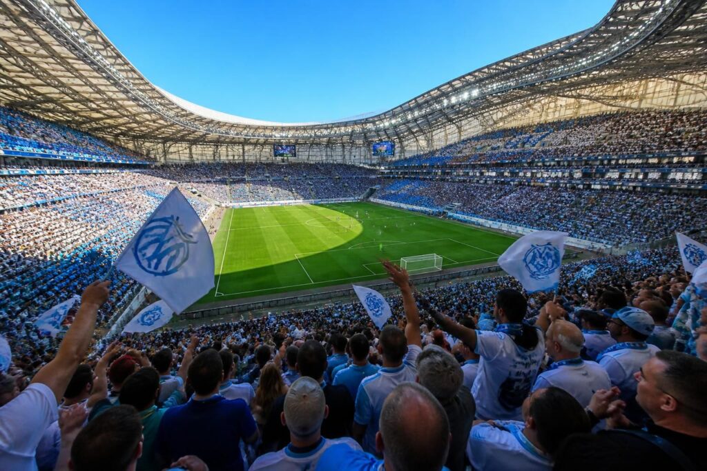 découvrez sur quelle chaîne regarder les matchs de l'om en direct, avec notre guide complet des diffusions et les horaires des rencontres pour ne rien manquer.